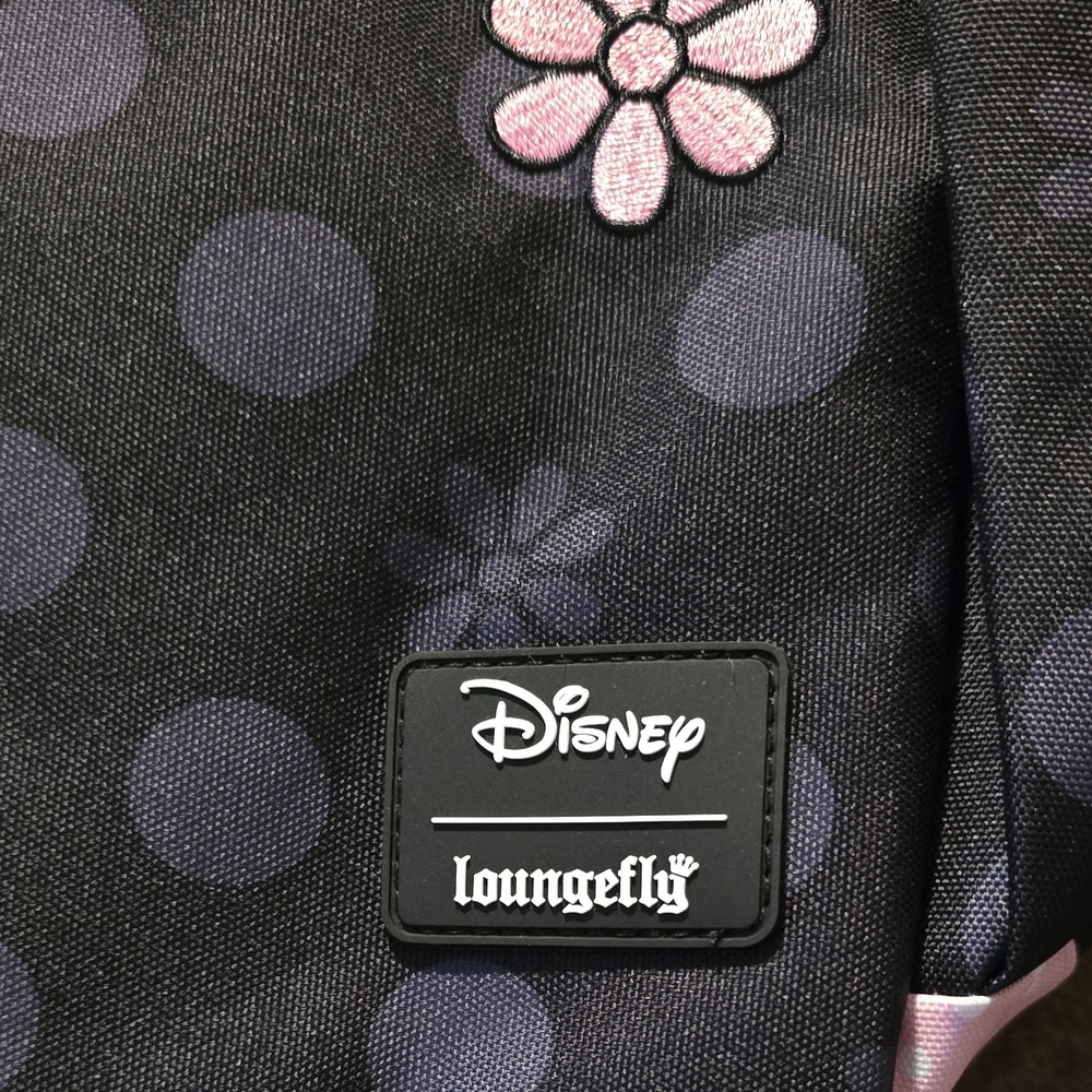 **NEW** Loungefly Minnie Mouse Pink and Black Kids Backpack - Picture 2 of 6